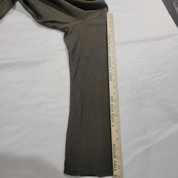 CP SHADES Top Womens Medium Rayon V-Neck Olive Lagenlook Capsule USA - Picture 12 of 12